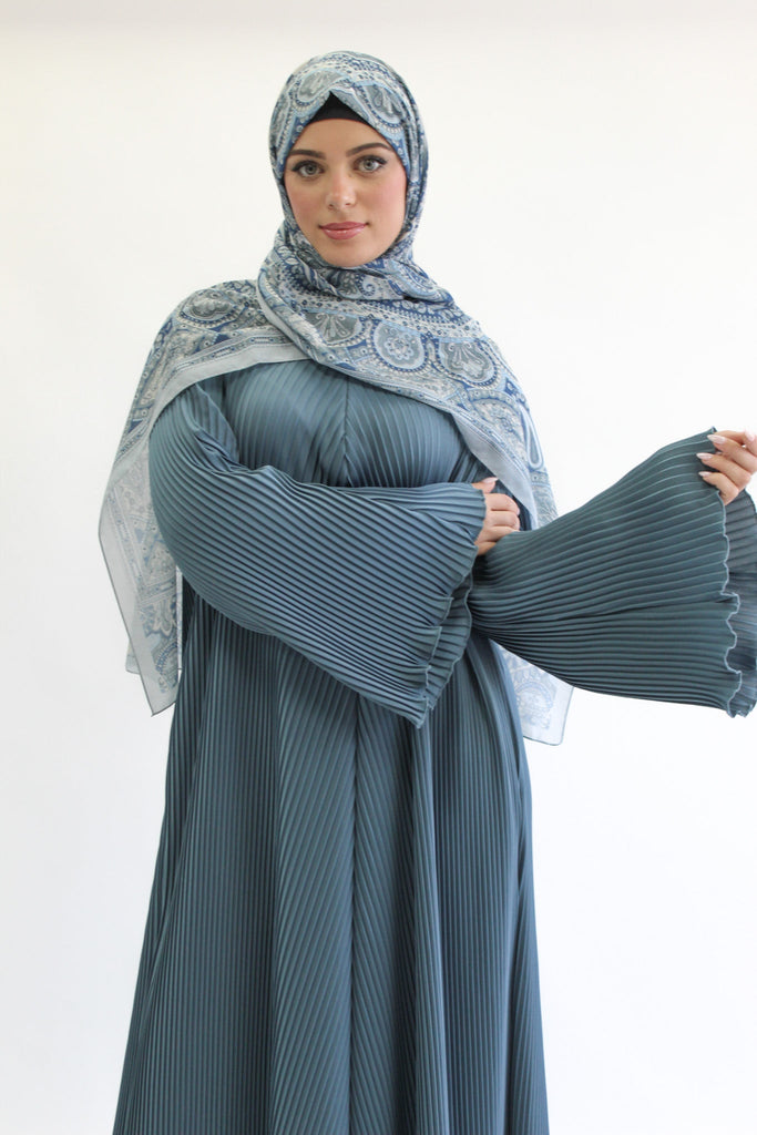 Blue Closed Abaya – Plain Pleated Design