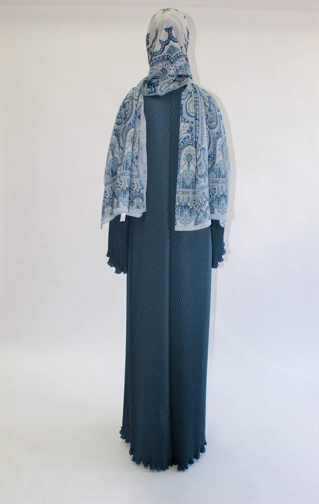 Blue Closed Abaya – Plain Pleated Design