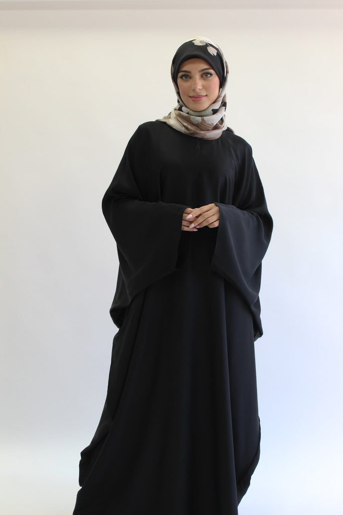 Black Closed Abaya – Ripple Satin Polyester Batwing Design