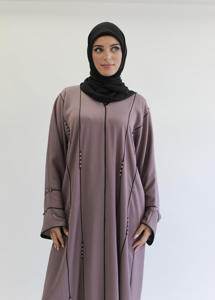 Mauve Closed Abaya – Textured Lined Design with Beaded Detailing