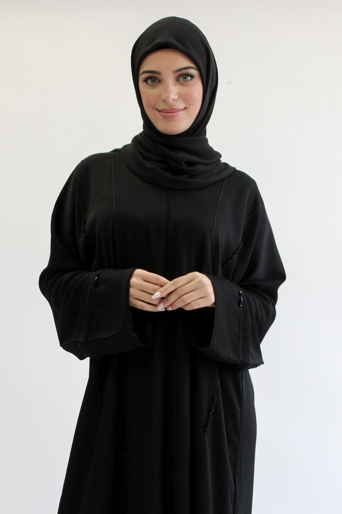 Black Closed Abaya – Textured Fabric, Lined Design with Beaded Detailing