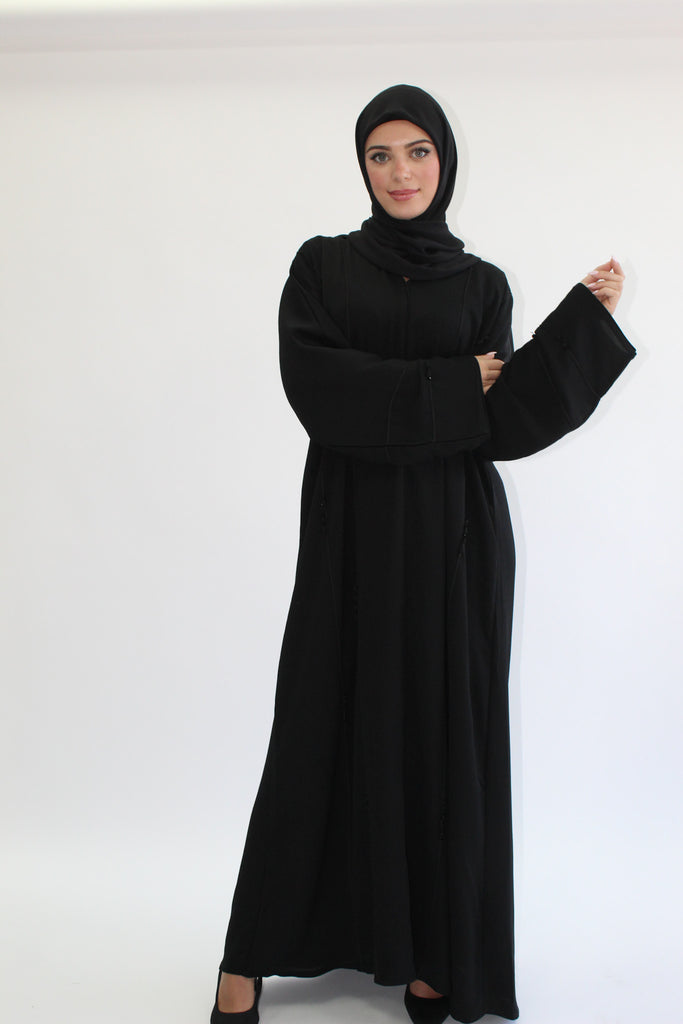 Black Closed Abaya – Textured Fabric, Lined Design with Beaded Detailing