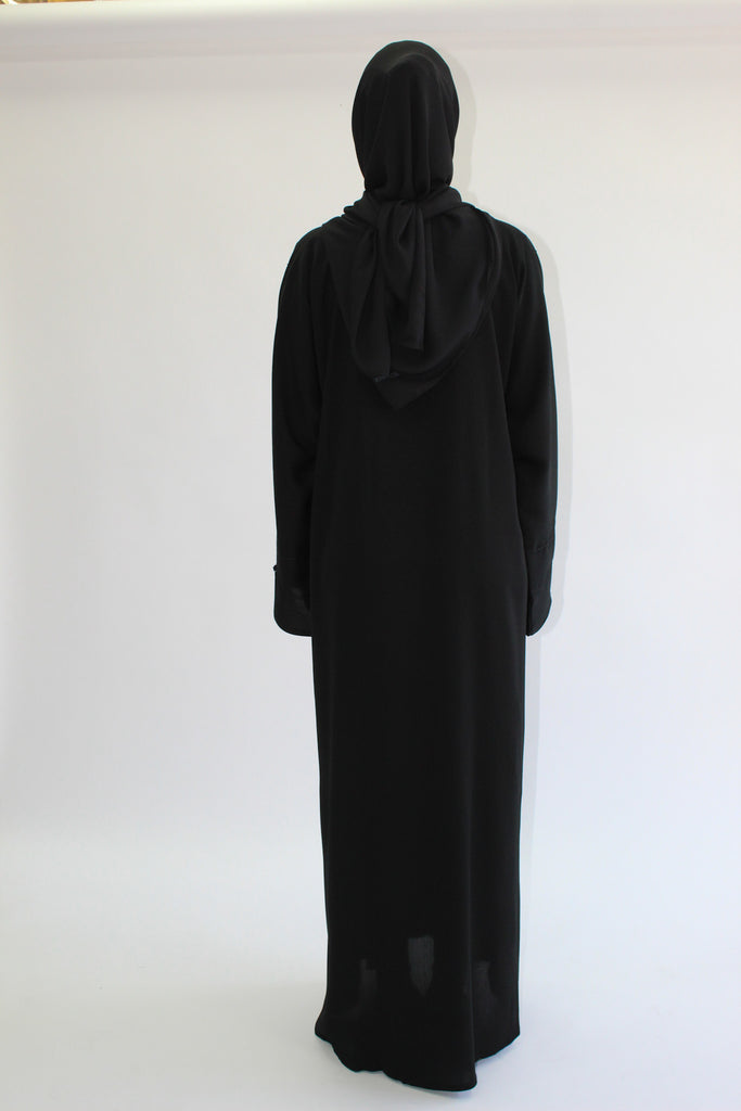 Black Closed Abaya – Textured Fabric, Lined Design with Beaded Detailing