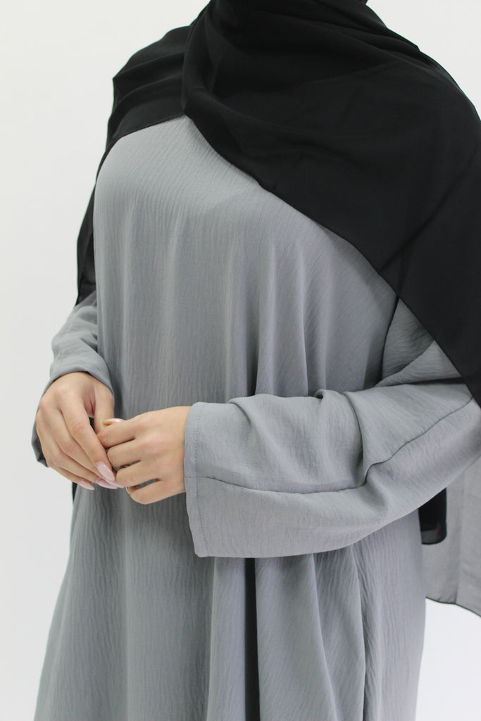 Grey Closed Abaya – Crushed Polyester with Pocket