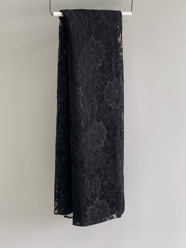 Sharif Lace Rose Pattern Diamante Hijab