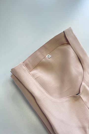 Dark Nude Ripple Satin Polyester Batwing Closed