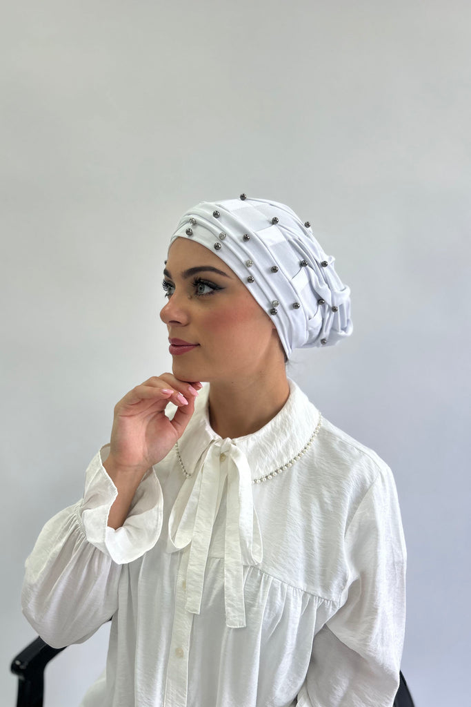 Beaded Pearly Turban
