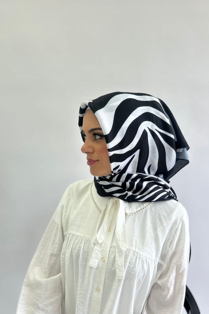 Premium 100cm Square Burden Silky Pattern Hijab