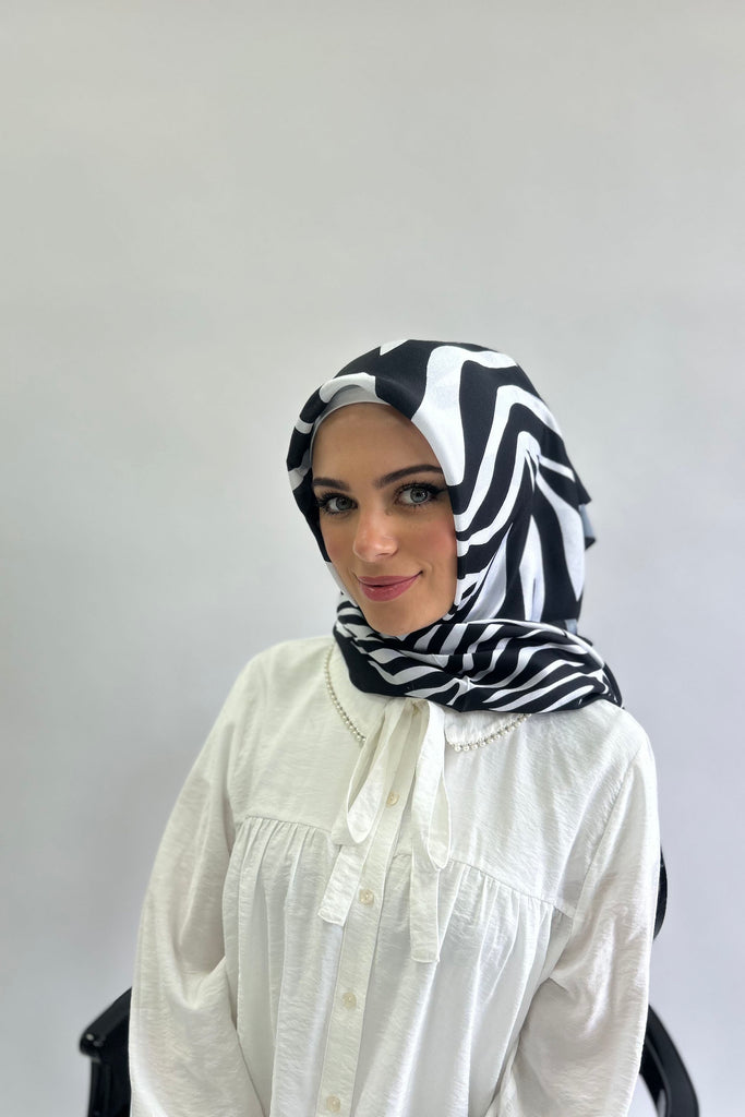 Premium 100cm Square Burden Silky Pattern Hijab