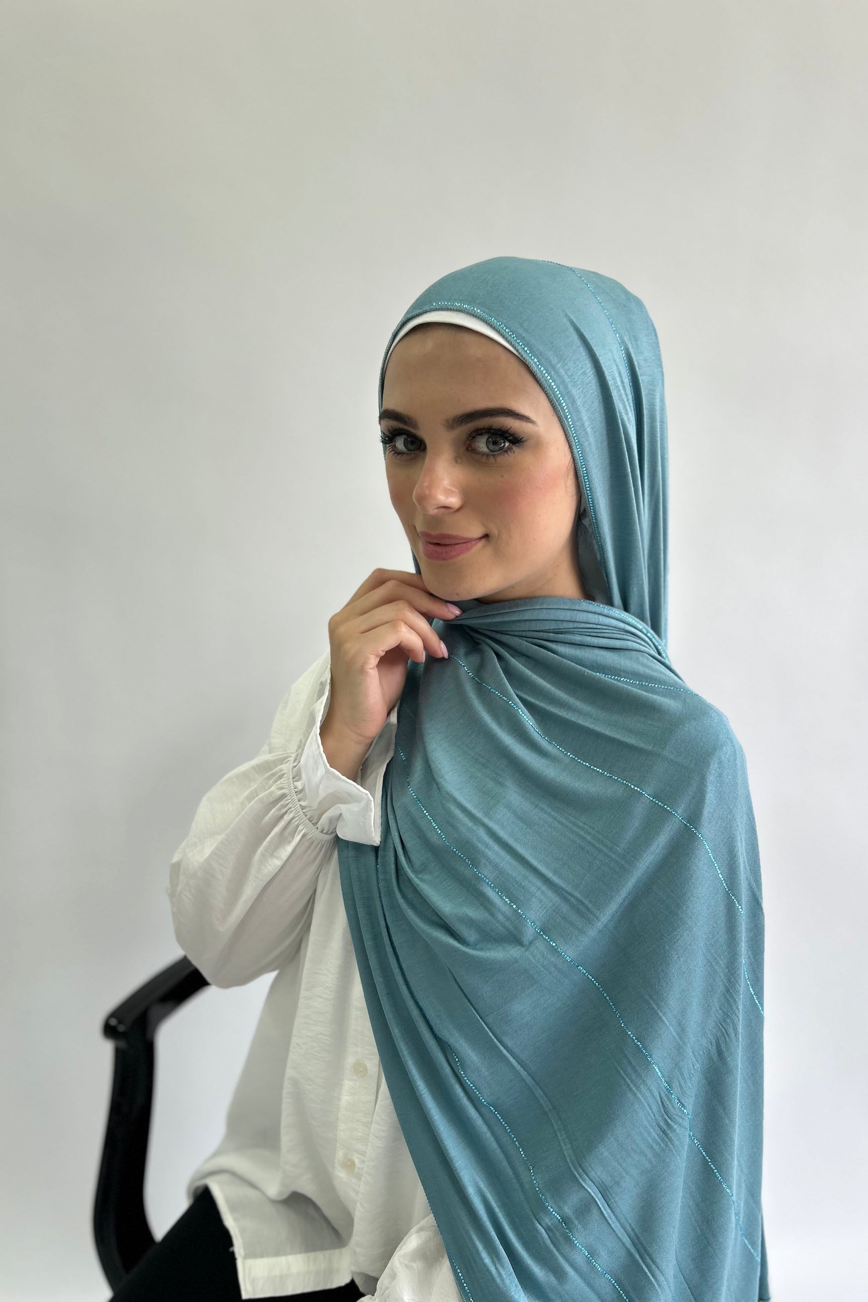 diamante hijab