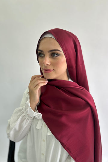 Grain Satin Long Hijab