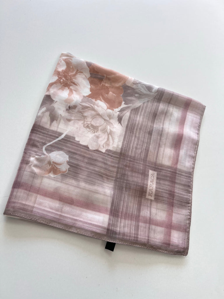 Premium Karaca 120cm Crepe Square hijab Vintage Bloom