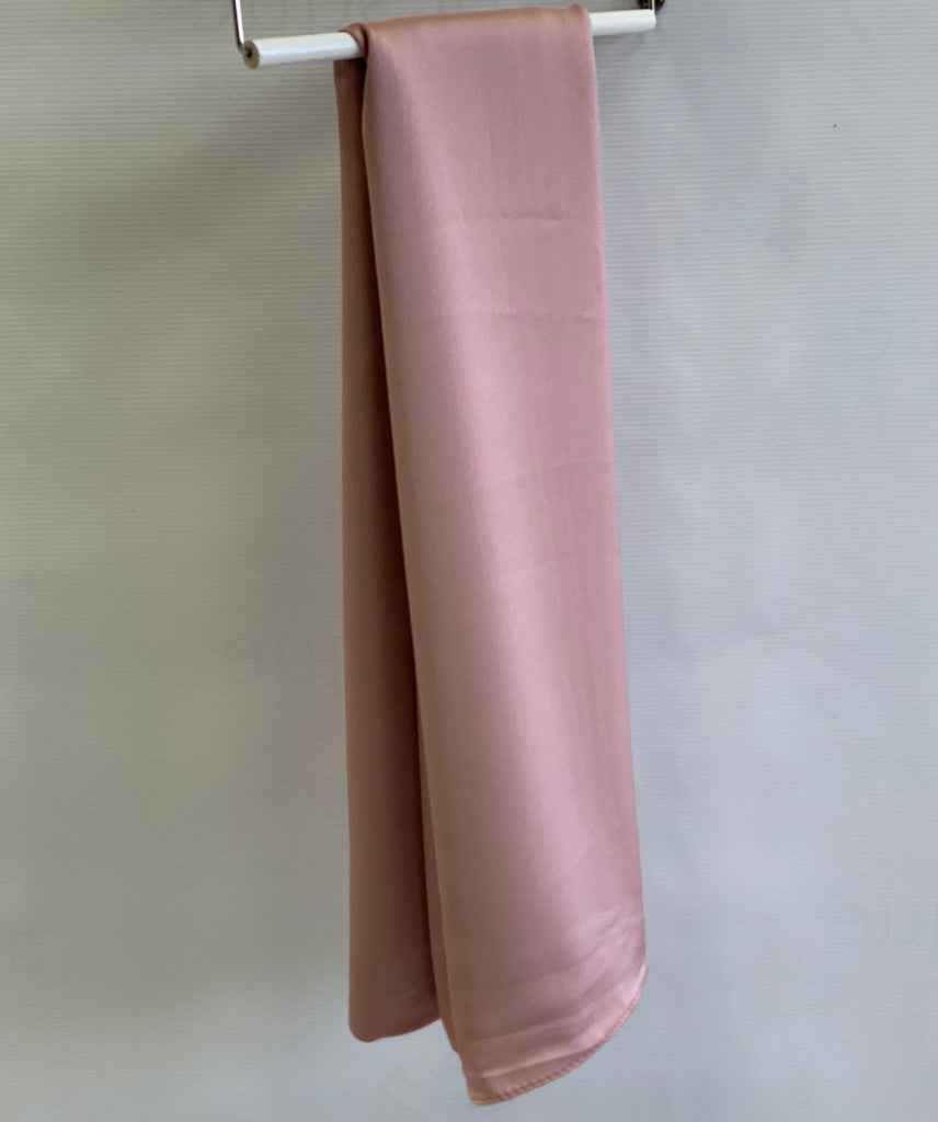Grain Satin Long Hijab