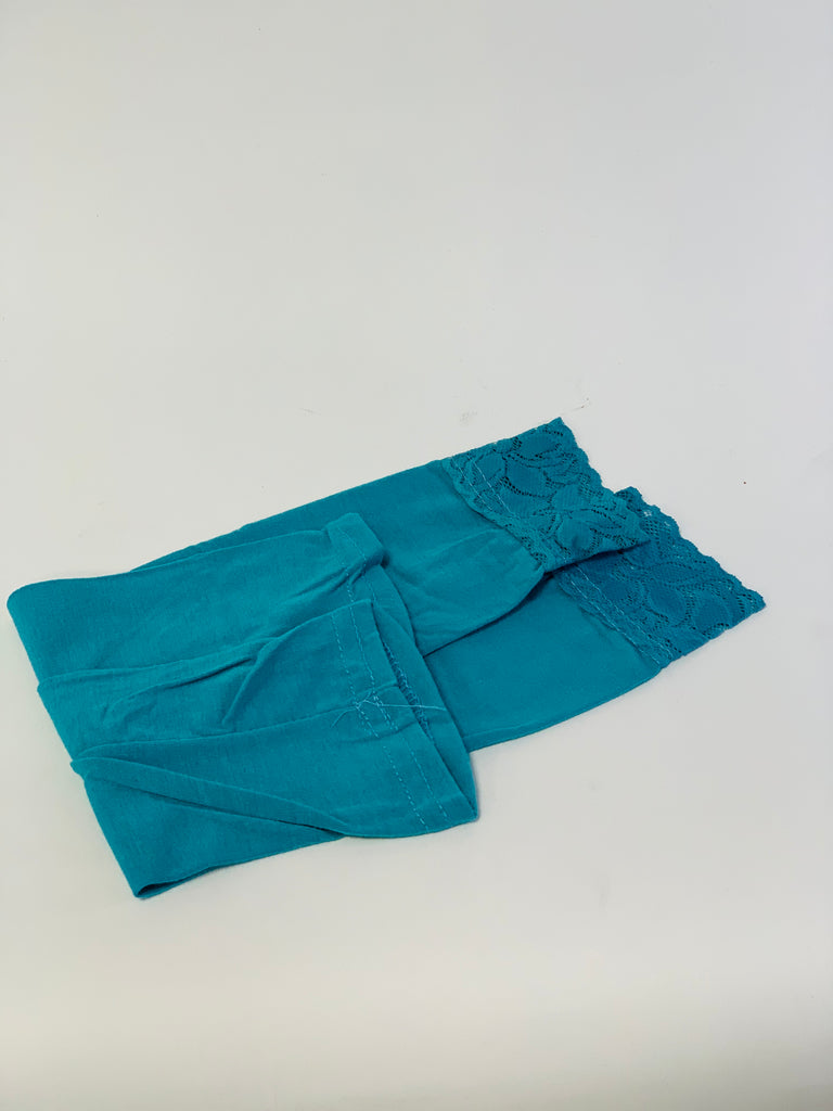 Lace trimmed Sleeves 14"