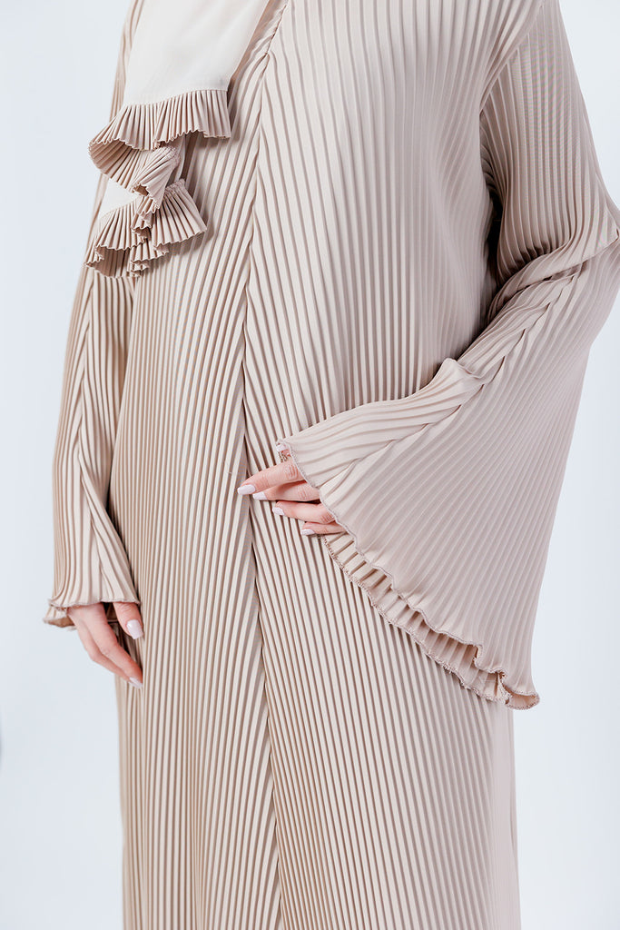 Beige Closed Abaya – Plain Pleated Design