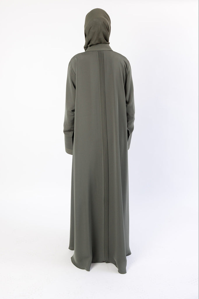 Green Open Abaya – Embroidered Collar Design with Buttons and Pleated Detailing