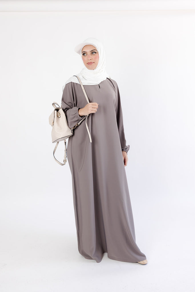 Mink Closed Abaya – Premium Plain Nidha with Pocket and Elastic Sleeves