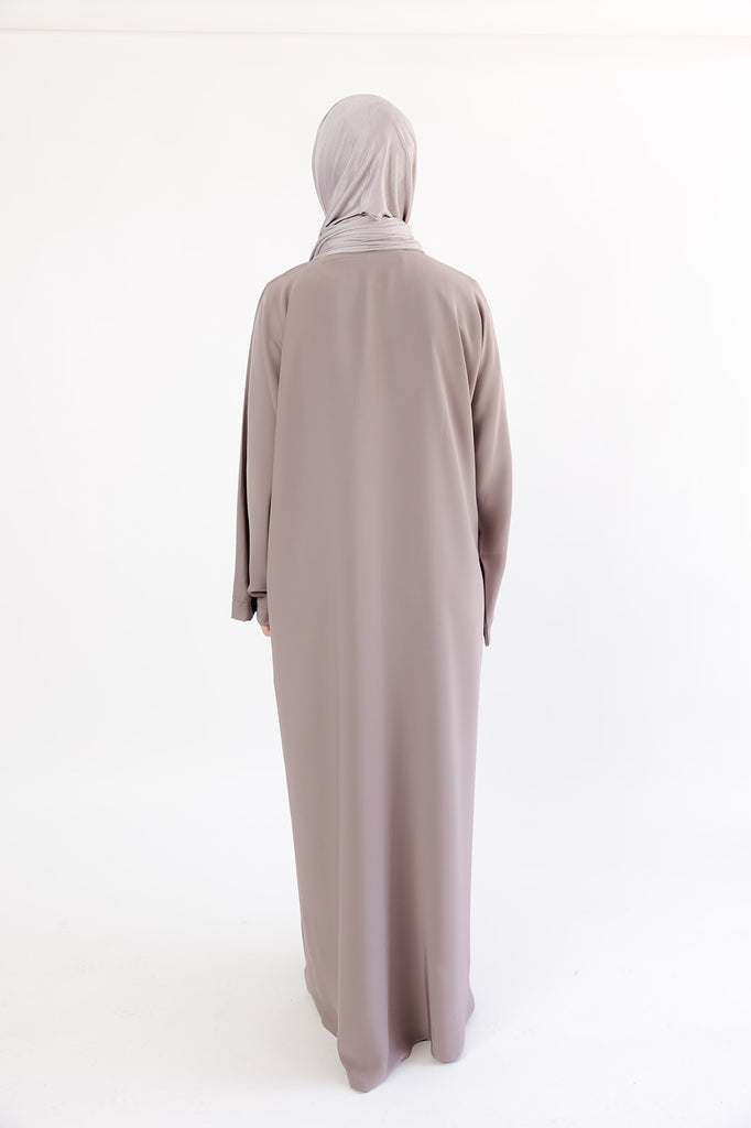 Dusty Mauve Closed Abaya – Premium Plain Design with Pocket and Wide Sleeves