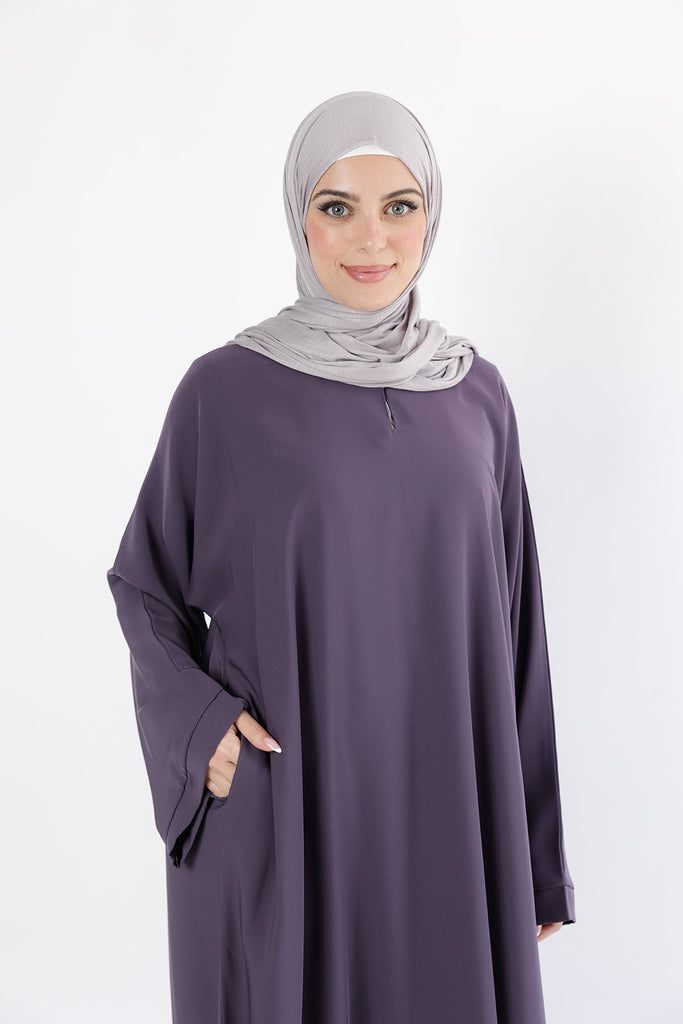 Dark Purple Closed Abaya – Premium Plain Design with Pocket and Wide Sleeves