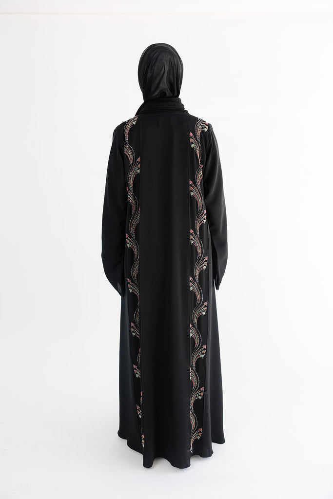 Black Open Abaya – Elegant Floral Aura Design