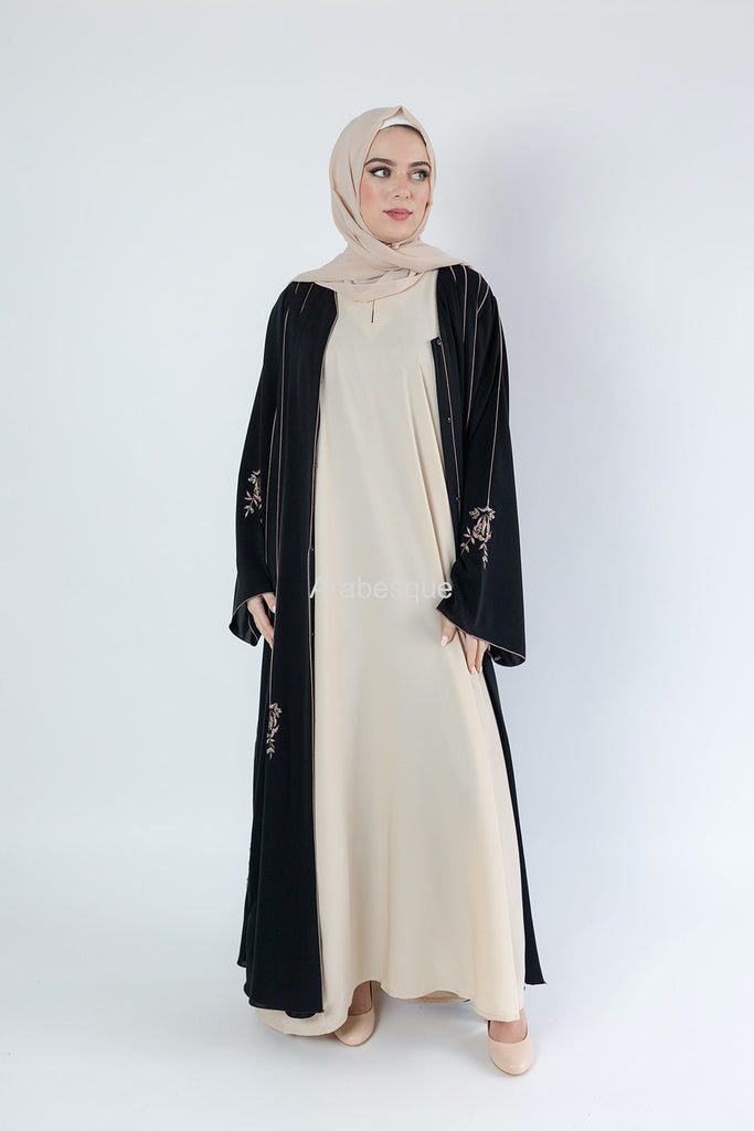 Luxury Black Open Abaya – Striped Embroidery with Floral Beaded Detailing
