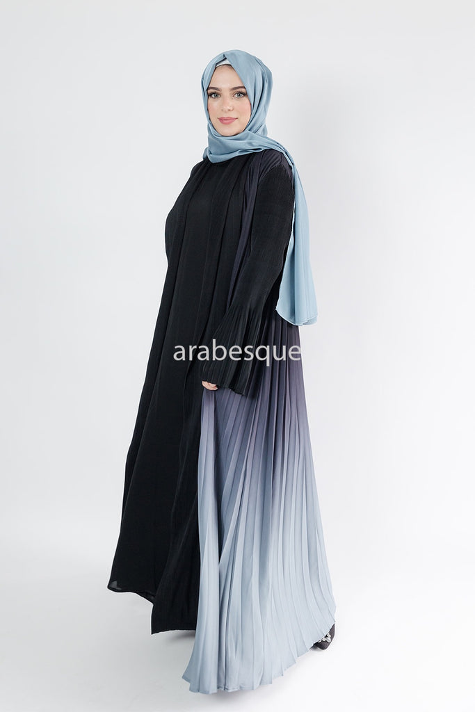 Black & Blue Open Abaya – Luxury Pleated Ombre Design