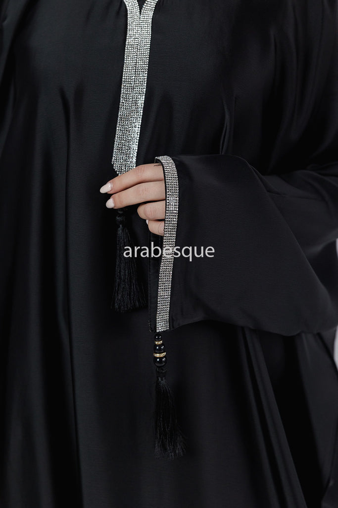 Black Closed Abaya – Luxurious Batwing Design with Diamante Detailing