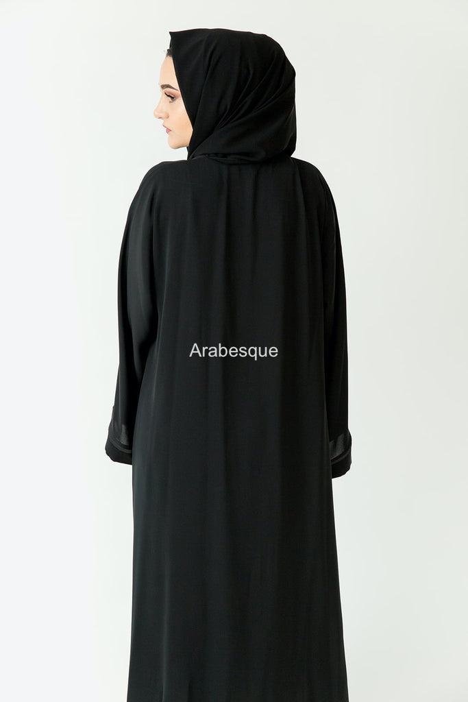 Premium Black Zip Abaya – Grey Line Border Design with Pocket and Matching Scarf