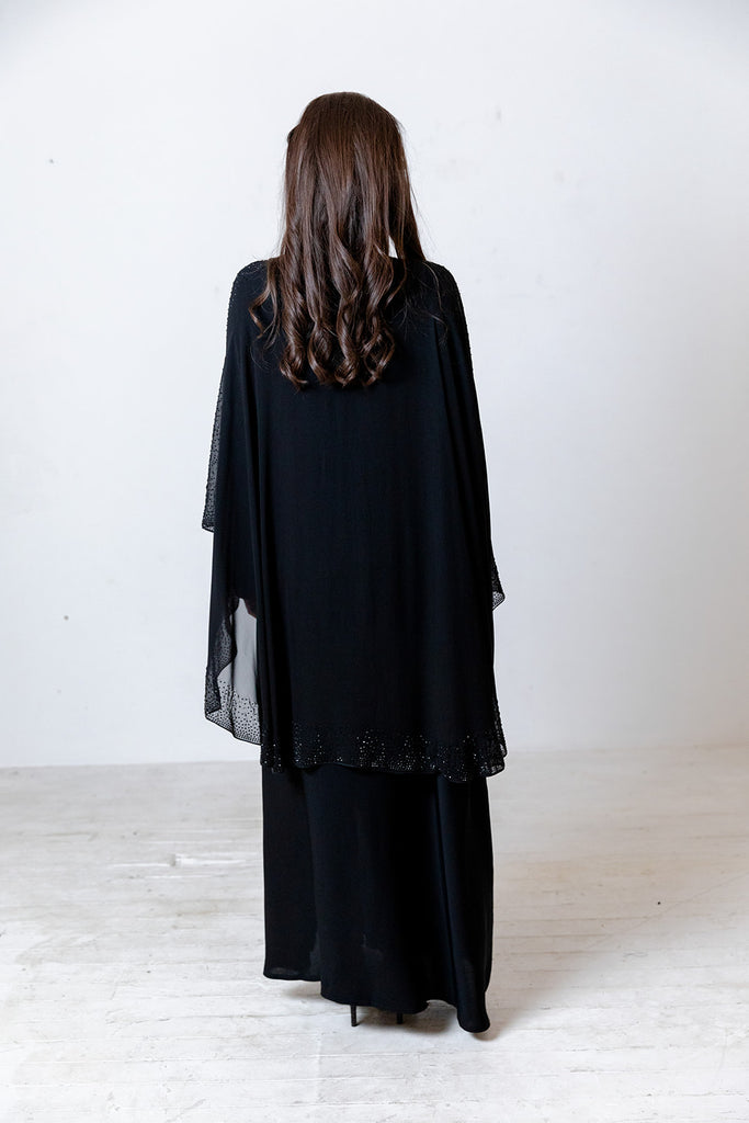 Black Closed Cape Abaya – Luxury Chiffon Design with Black Stonework