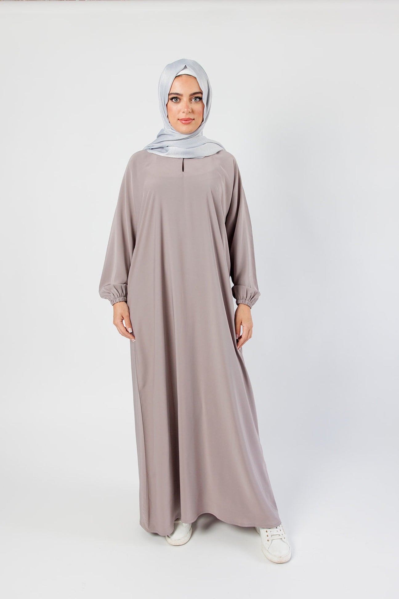 Dark Nude Premium Plain Closed Abaya With Pocket (Elastic Sleeves)