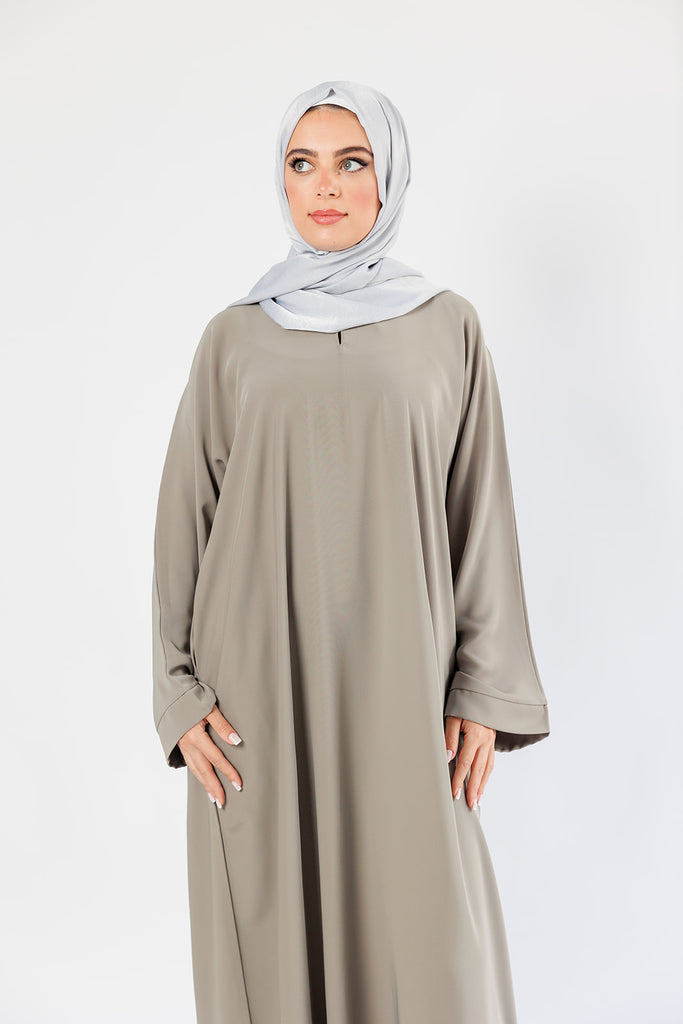 Mink Closed Abaya – Premium Plain Design with Pocket and Wide Sleeves