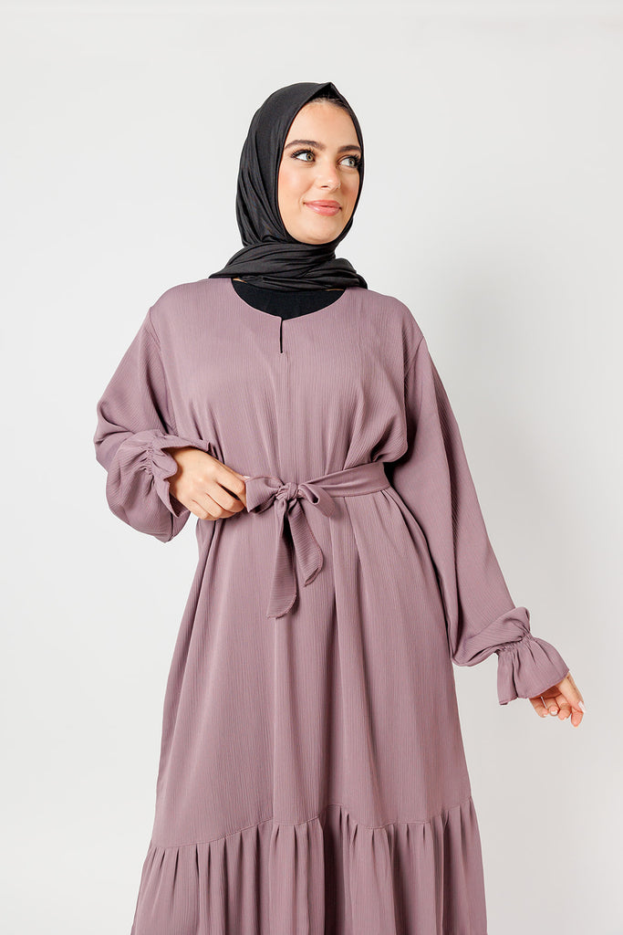 Mauve Tiered Closed Abaya – Textured Fabric, Belted with Cuffed Sleeves