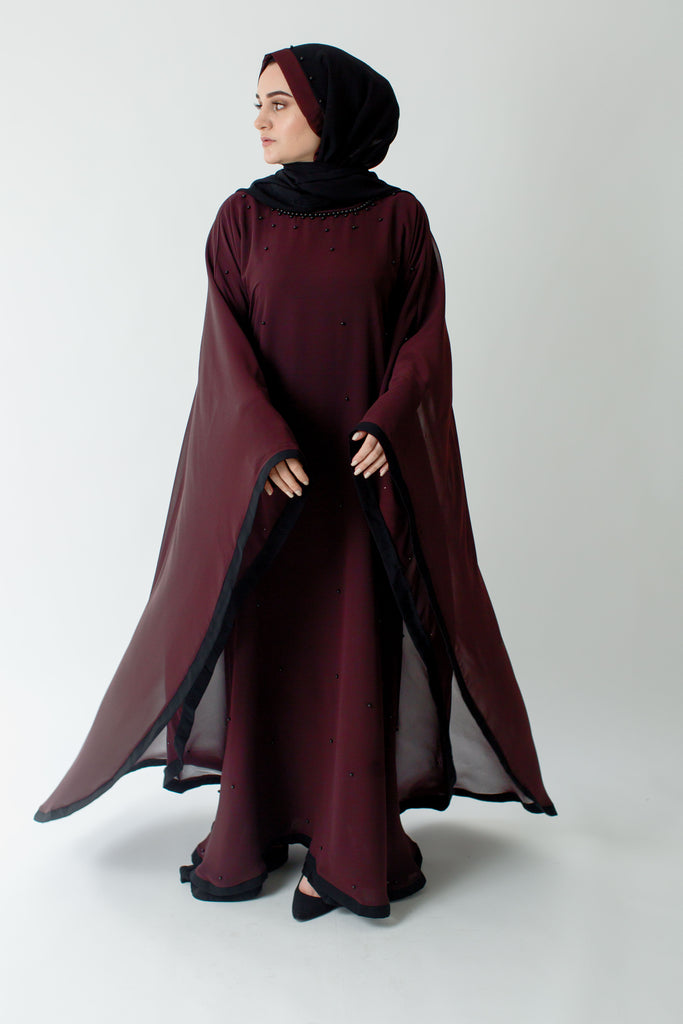 Burgundy Batwing Abaya | Closed Abaya's by Arabesque