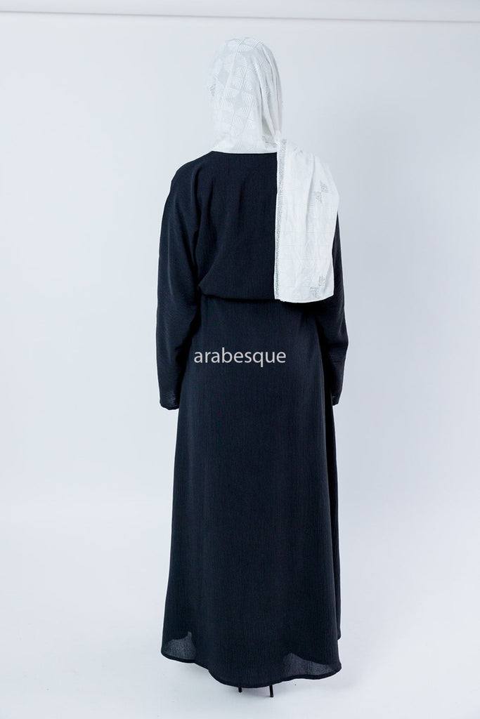 Black Closed Abaya – Plain Crushed Polyester with Drawstring Waist