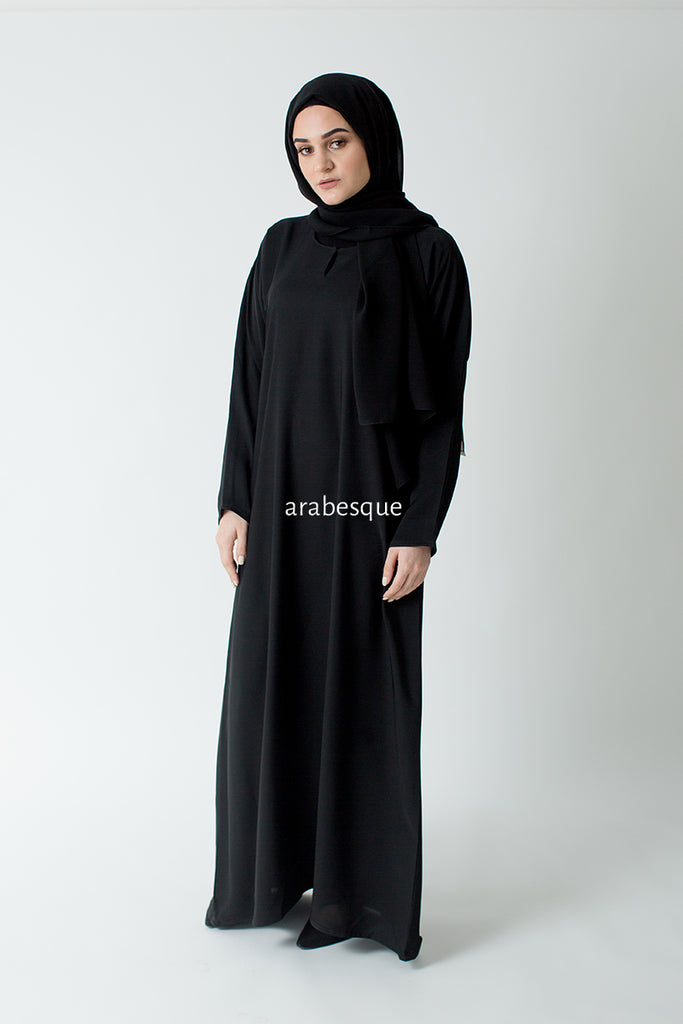 Black Plain Nidha Closed Abaya