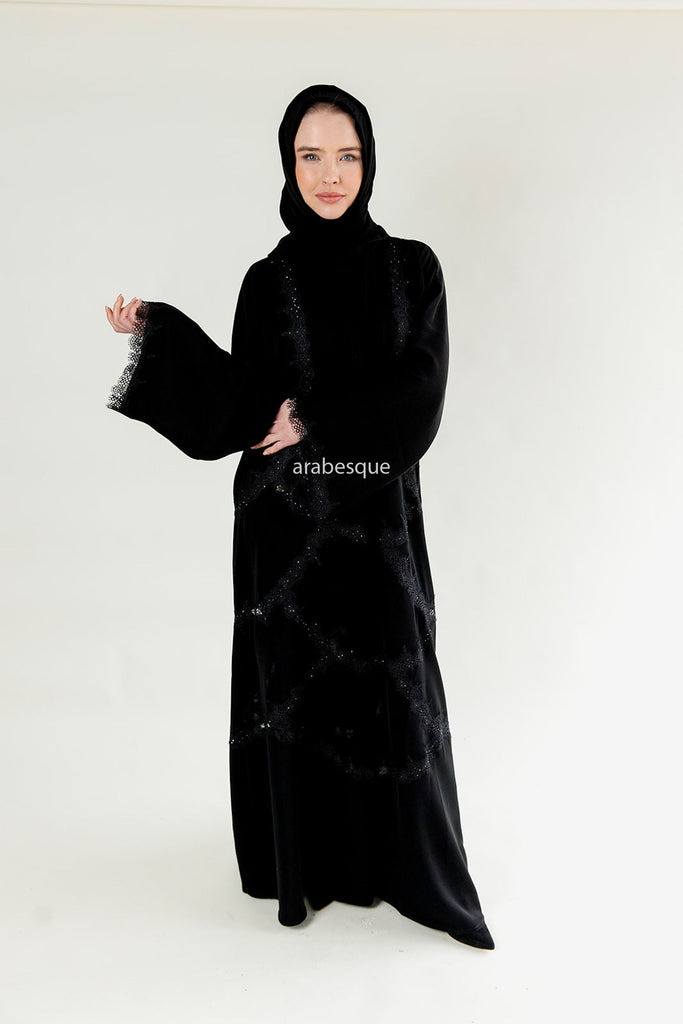 Black Open Abaya – Luxury Lace Embellished Design