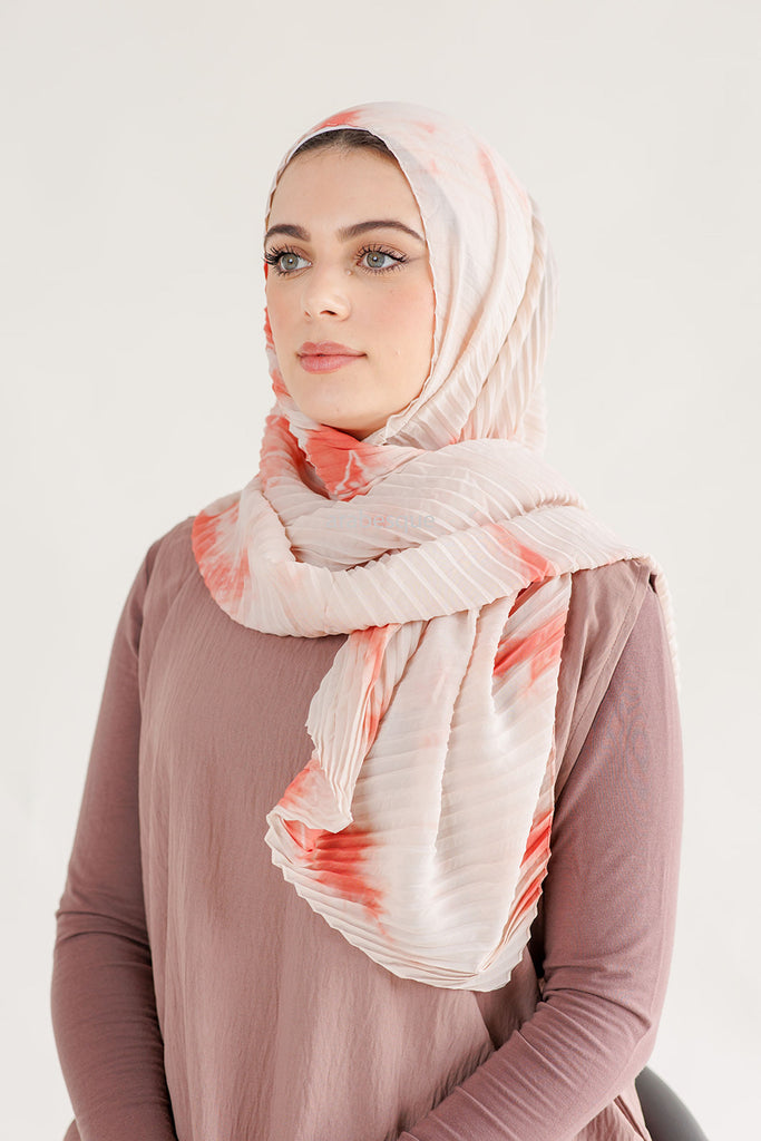 KashkhaTie Dye Pleated Hijab