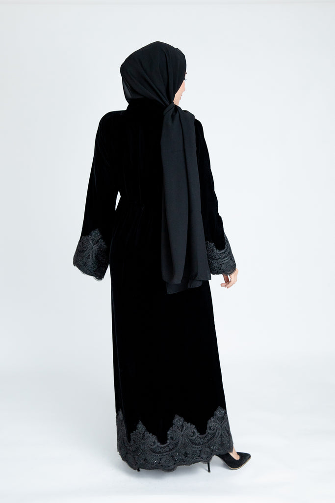Black Velvet Open Abaya – Luxe Black Lace Design with Drawstring Waist