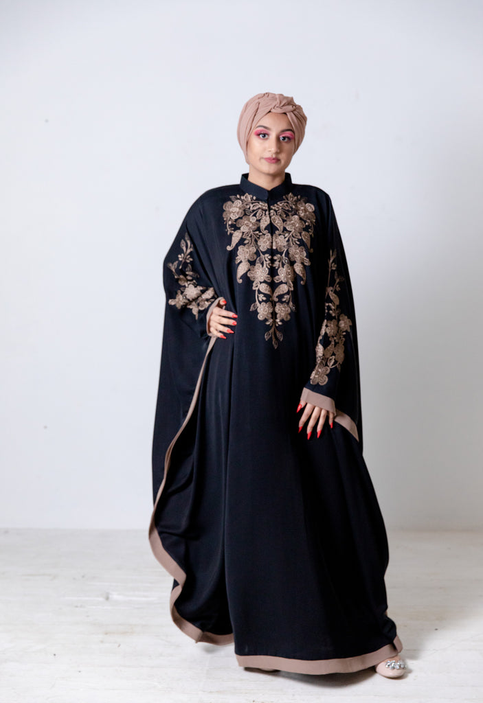 Black Closed Abaya – Luxurious Gold Paisley Embroidered Batwing Design