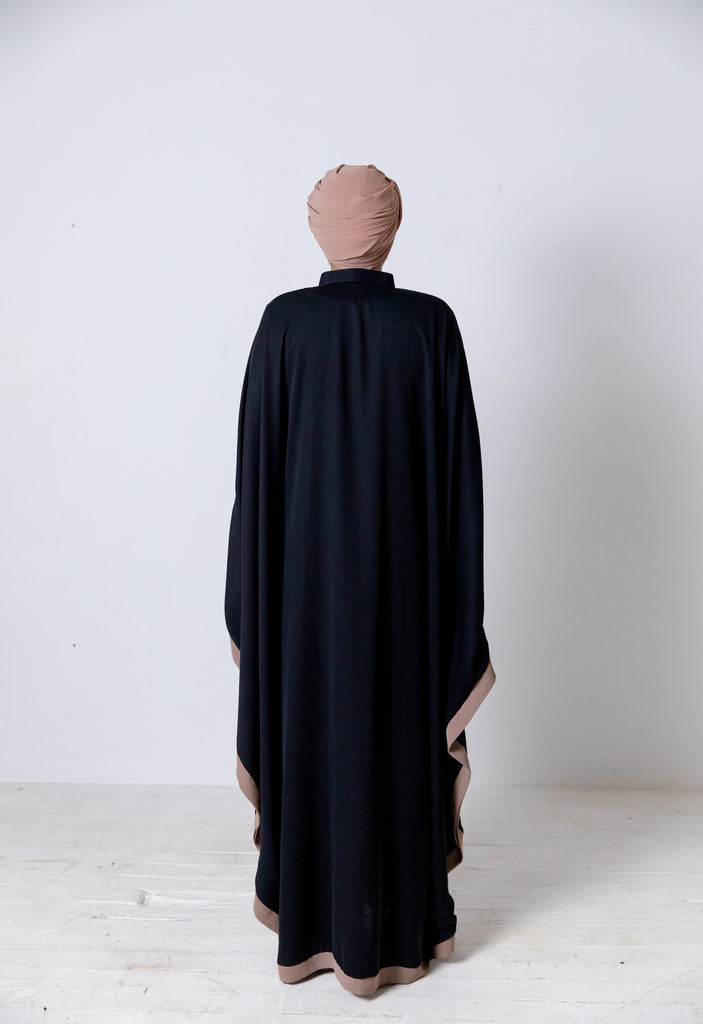 Black Closed Abaya – Luxurious Gold Paisley Embroidered Batwing Design