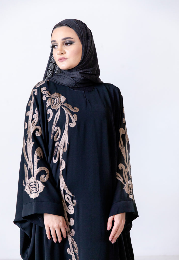 Black Closed Abaya – Luxurious Batwing Design with Gold Front and Sleeve Embroidery
