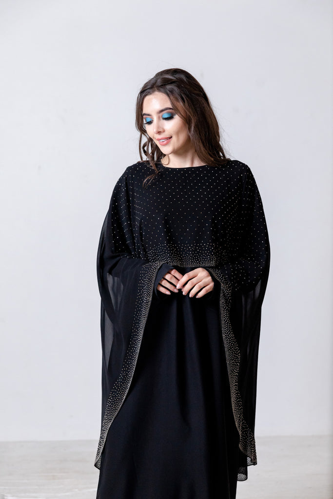 Black Closed Cape Abaya – Luxury Chiffon Design with Silver Stonework