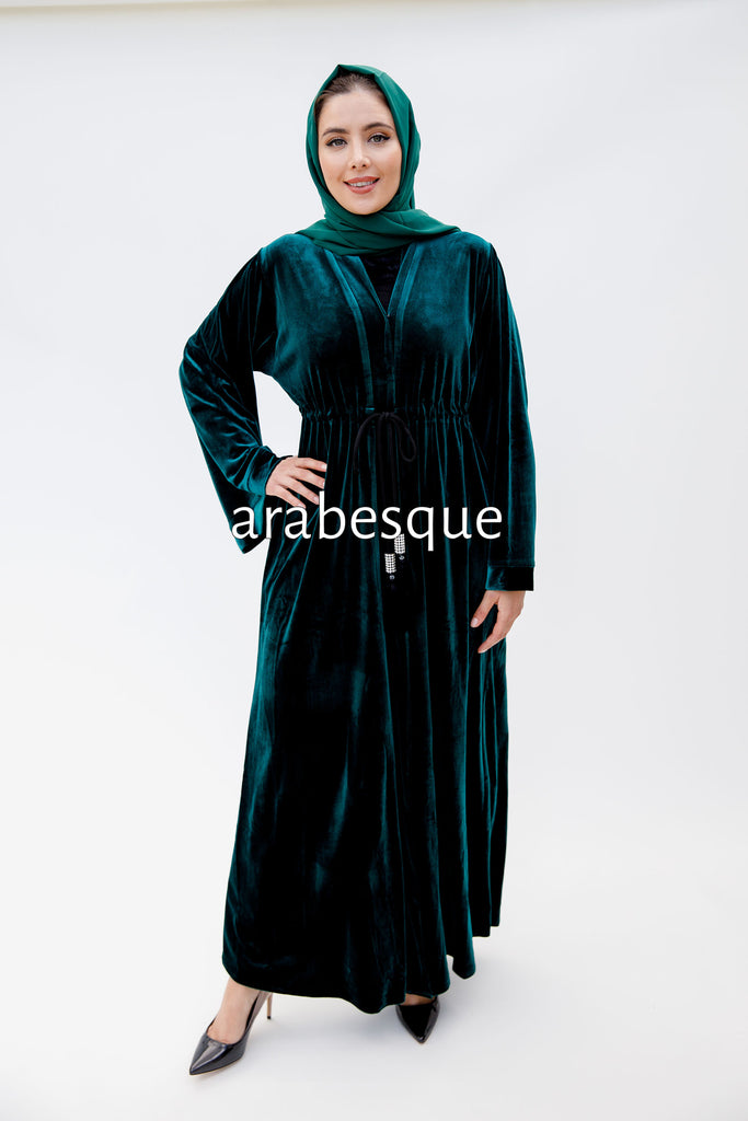 Dark Green Open Abaya – Elegant Plain Velvet Design